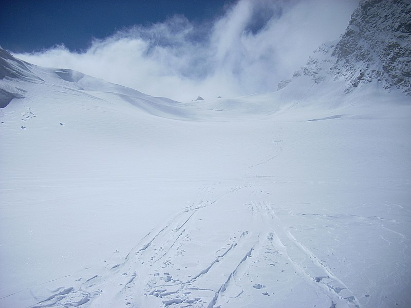 #3 Adlerpass : Le col sort enfin du brouillard Adlerpass : Le col sort enfin du brouillard