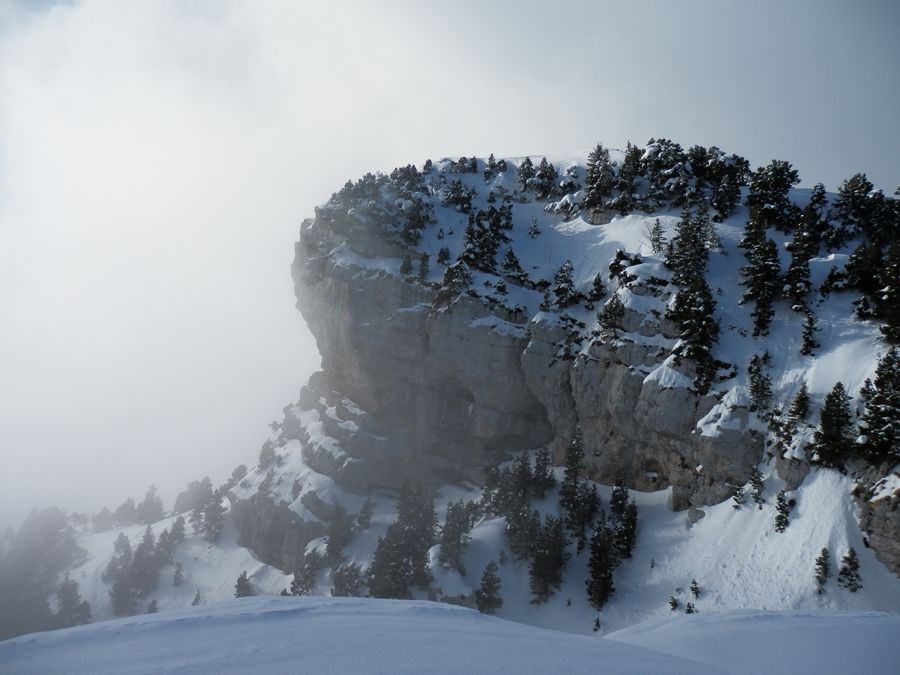 #10 1ère descente : Neige dure, La couverture nuageuse empèche la transformation 1ère descente : Neige dure, La couverture nuageuse empèche la transformation