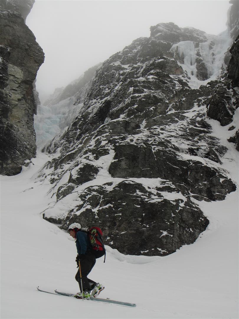 #21 couloir : au-dessus d couloir : au-dessus d'Andalsnes