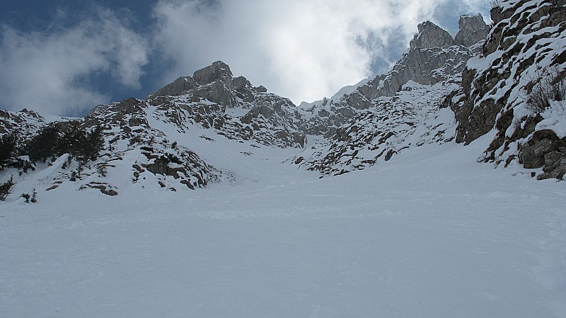 #2 couloir du serpent : bien gavé, petite barre invisible couloir du serpent : bien gavé, petite barre invisible