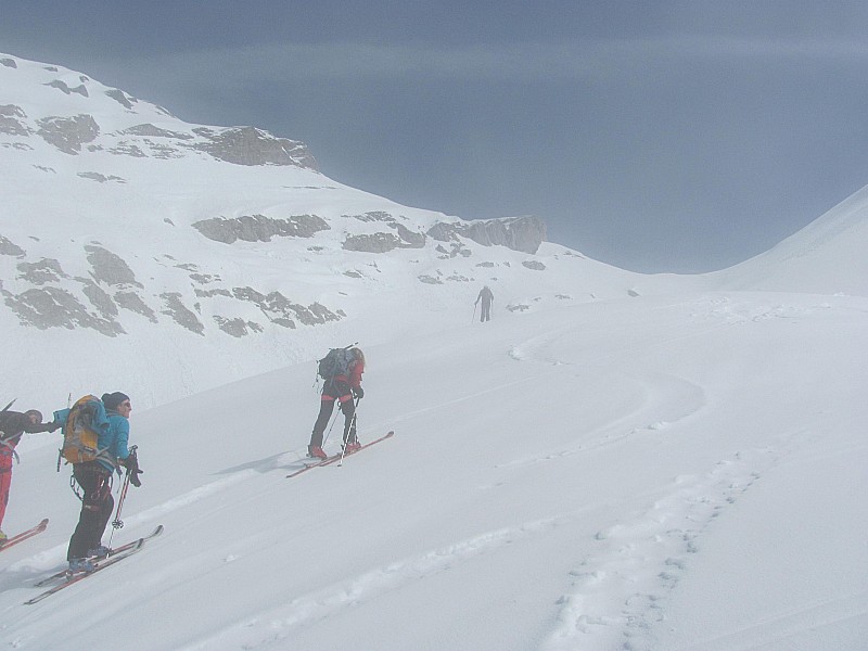 #6 Rampe des clochers : Remontée vers le col des clochers, juste au dessus du brouillard Rampe des clochers : Remontée vers le col des clochers, juste au dessus du brouillard