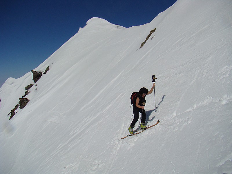 #3 On touche l On touche l'arête : (Hélène et Michel)