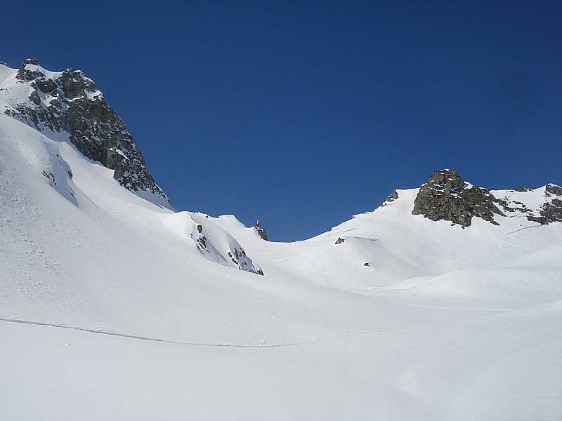 #11 col du pertuis : col du pertuis et son gendarme col du pertuis : col du pertuis et son gendarme