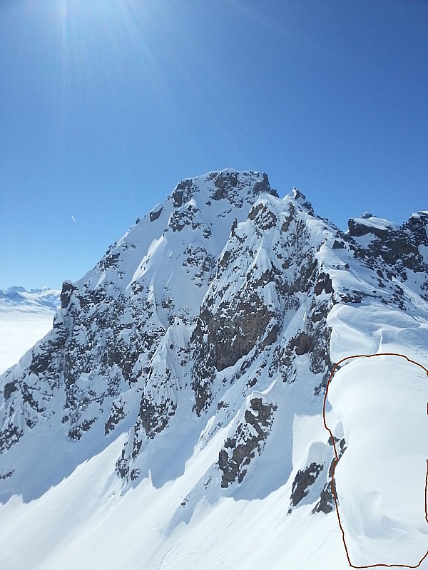 vue de dessus, : en rouge ce qui s'est décroché