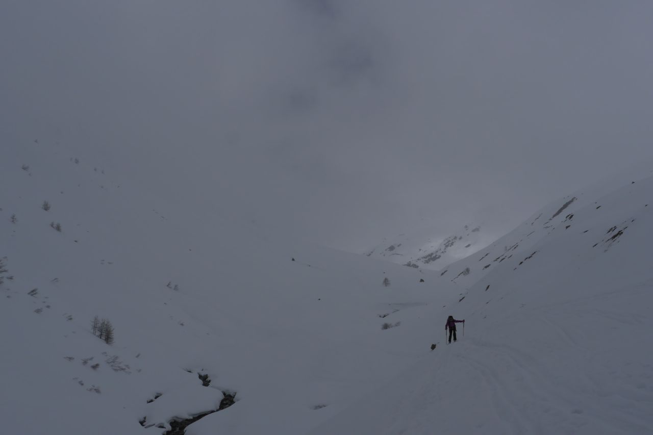 #15 Sous les Nuages : Vers 2000m on repasse sous les nuages Sous les Nuages : Vers 2000m on repasse sous les nuages