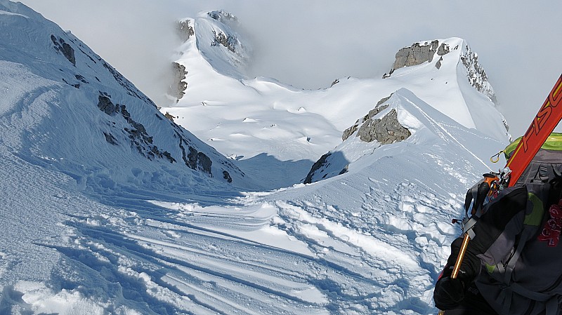 #6 Etale pointeW : Départ du couloir, on sent qu Etale pointeW : Départ du couloir, on sent qu'il y eu de l'escalier!