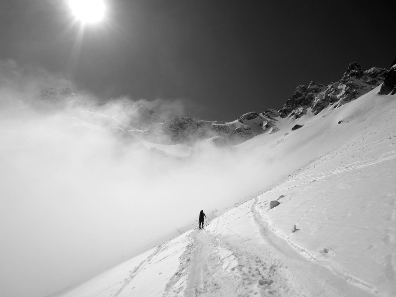 #3 Progression : On monte avec des résidus de brume Progression : On monte avec des résidus de brume
