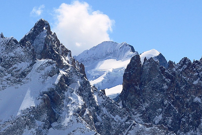 #4 La Barre et le Dôme des Ecrins : Zoom sur la Barre et le Dôme La Barre et le Dôme des Ecrins : Zoom sur la Barre et le Dôme