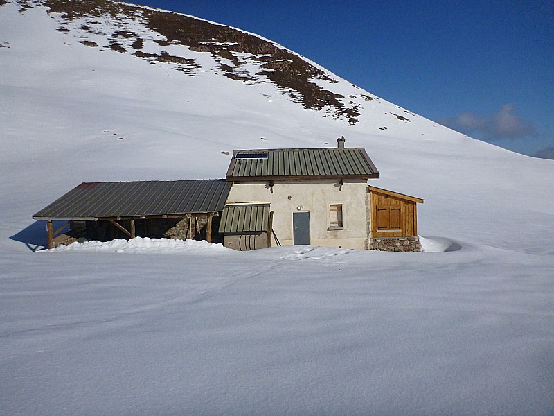 #15 Petite cabane : La Clapouse - 1700m Petite cabane : La Clapouse - 1700m