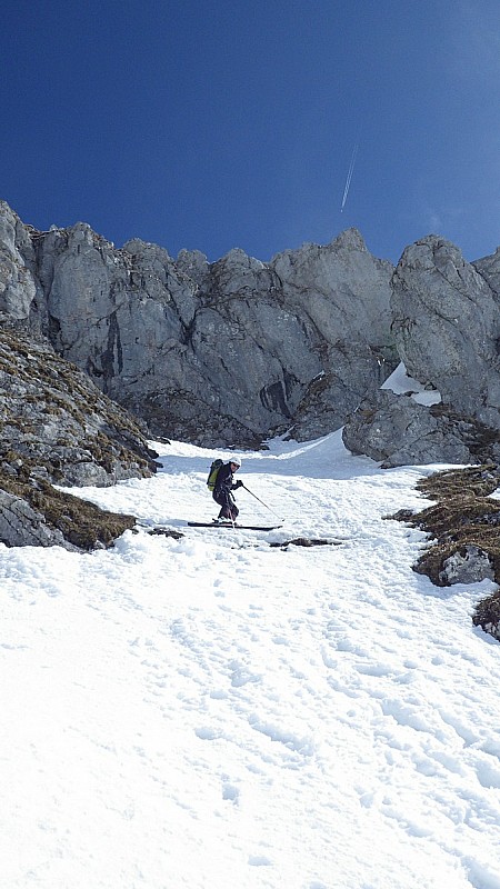 #8 Couloir sous les barres centrale. Couloir sous les barres centrale.