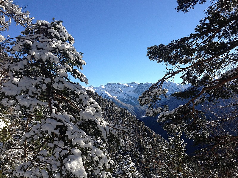 #2 Neige d Neige d'avril : Neige d'avril et excellent enneigement alentour, ça devrait bien tenir pour le retour de Torturoun