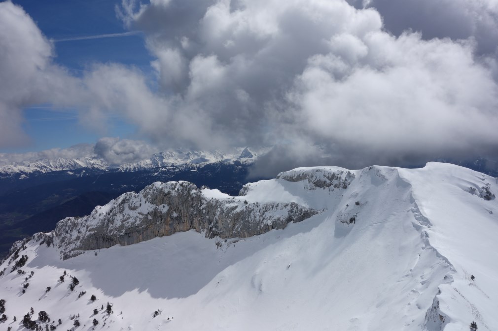 #3 Lances de Malissard : vue sur Belledonne Lances de Malissard : vue sur Belledonne