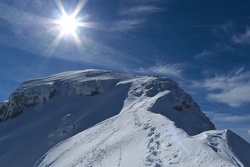 #2 L L'arête NW : Le seul passage un peu raide de l'arête.