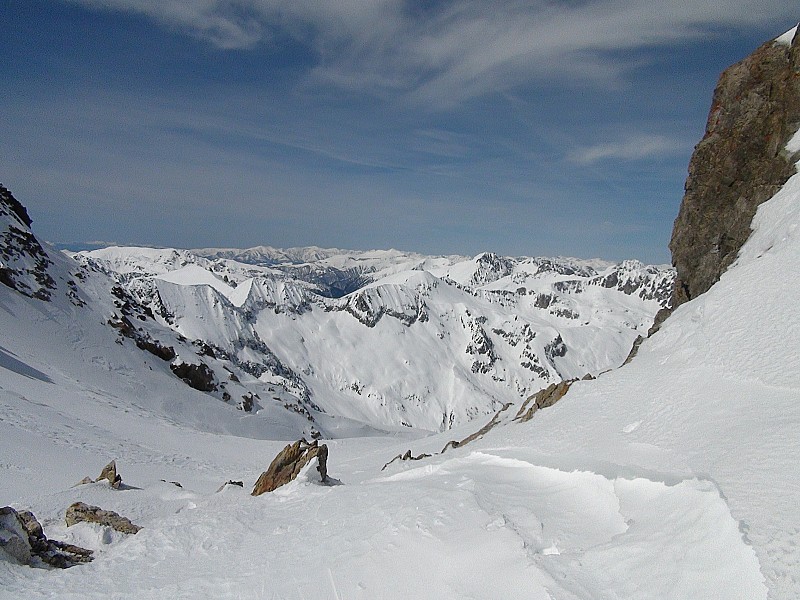 #23 Passo Brocan : Versant W : pile en face de la descente de Fremamorte, bientôt à remonter... Passo Brocan : Versant W : pile en face de la descente de Fremamorte, bientôt à remonter...