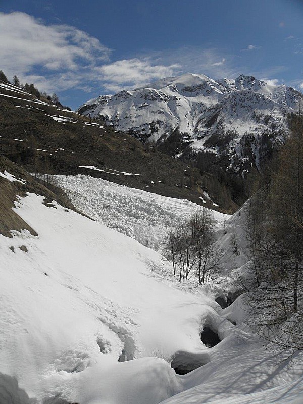 #10 Avalanche de la Gorge. : Y Avalanche de la Gorge. : Y'en a épais.