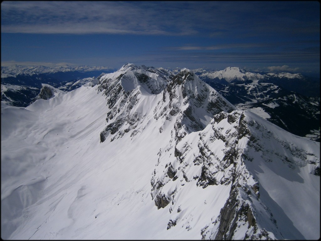 #1 Chaîne des Aravis : Vue du sommet Chaîne des Aravis : Vue du sommet
