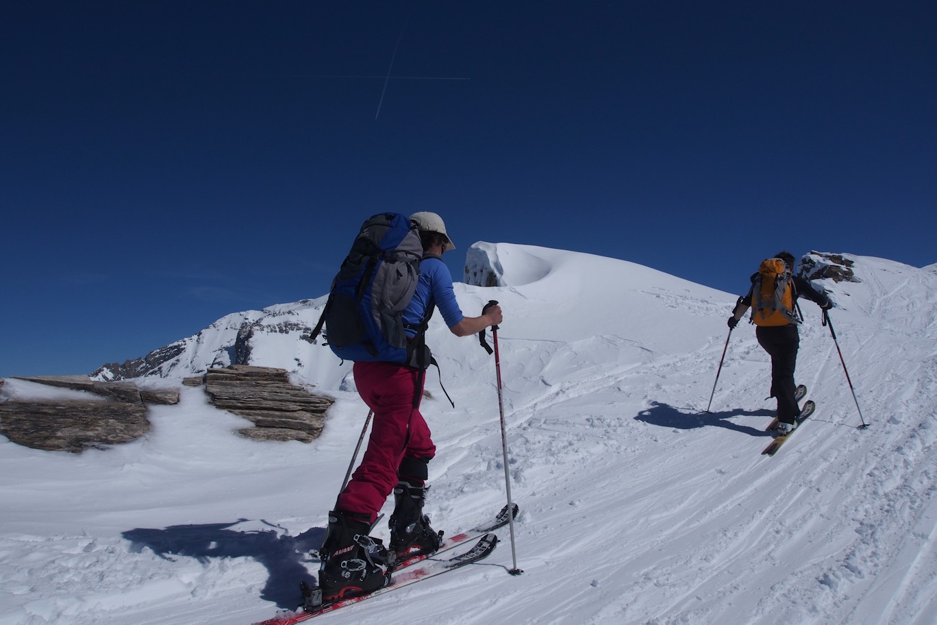 #9 A l A l'approche du sommet : Florence et Amandine sur l'arête finale.