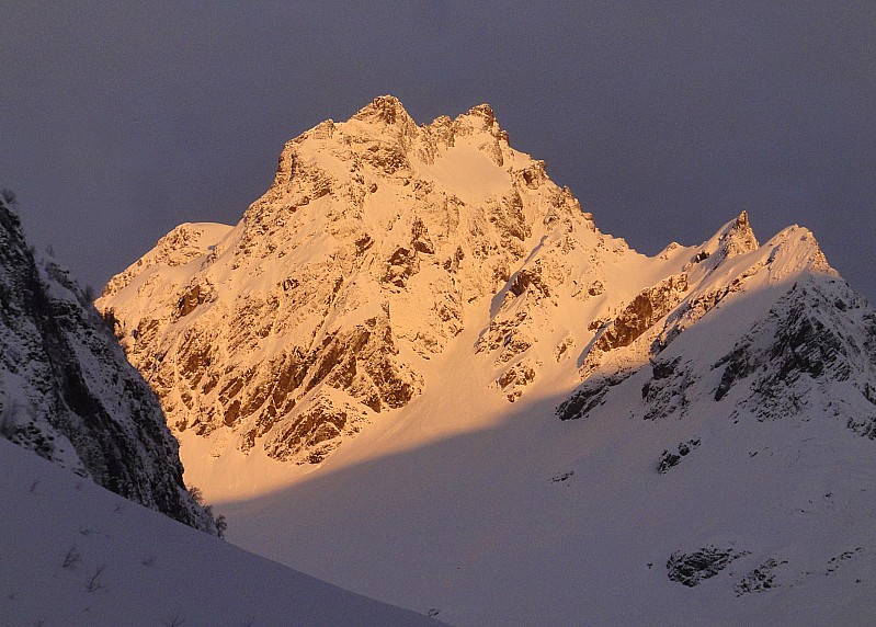 #3 Charmet de l Charmet de l'Aiguille : Embrasement avant que cela se couvre.