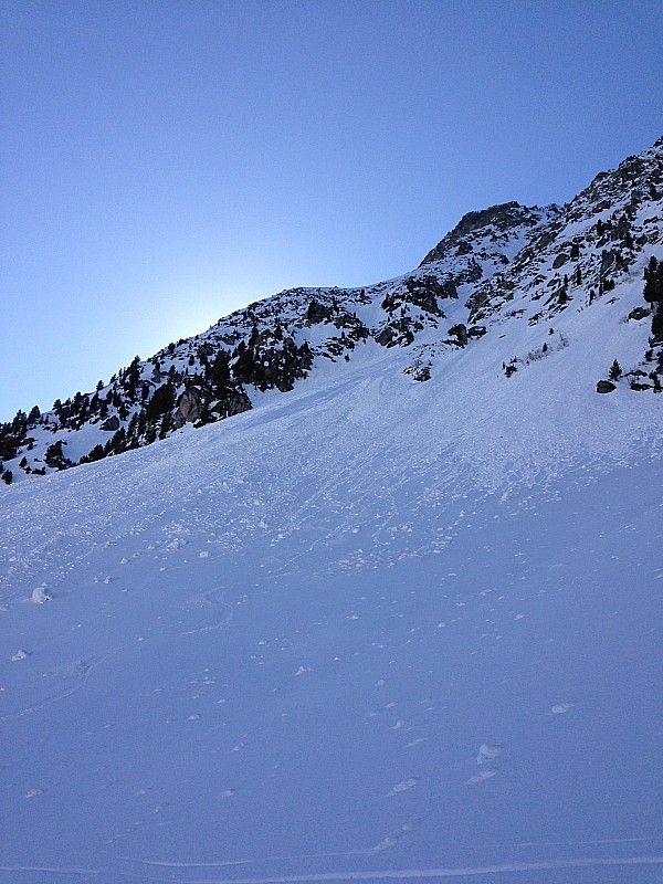 #1 Bas du couloir NO : Bas du couloir NO bien ravagé... Bas du couloir NO : Bas du couloir NO bien ravagé...