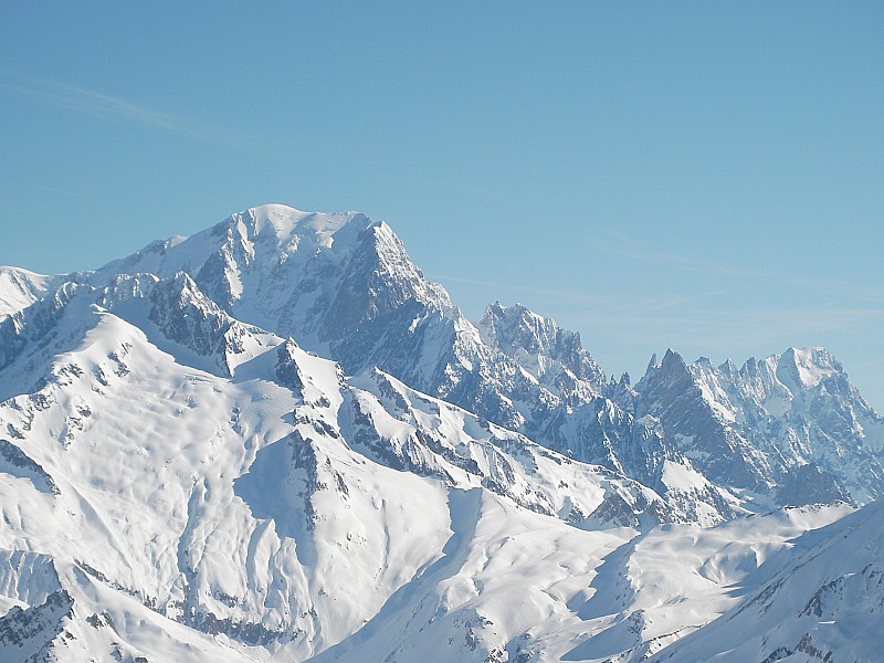 #9 le maitre des lieux : Mont blanc, dent du géant, les grandes jorasses le maitre des lieux : Mont blanc, dent du géant, les grandes jorasses