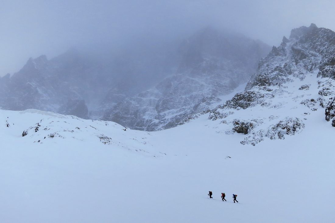 #2 Glacier long : Trois traceurs dans le vent Glacier long : Trois traceurs dans le vent