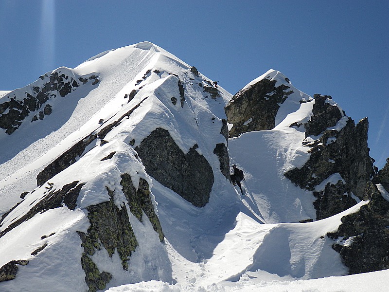 #3 Sortie du couloir : Seule l Sortie du couloir : Seule l'arête nous sépare du sommet