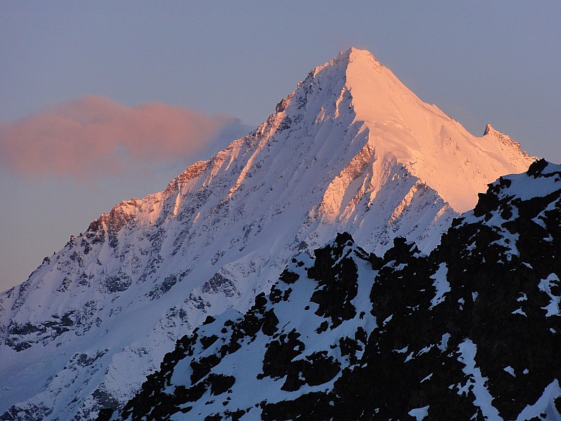#1 Weisshorn : Au lever du jour Weisshorn : Au lever du jour