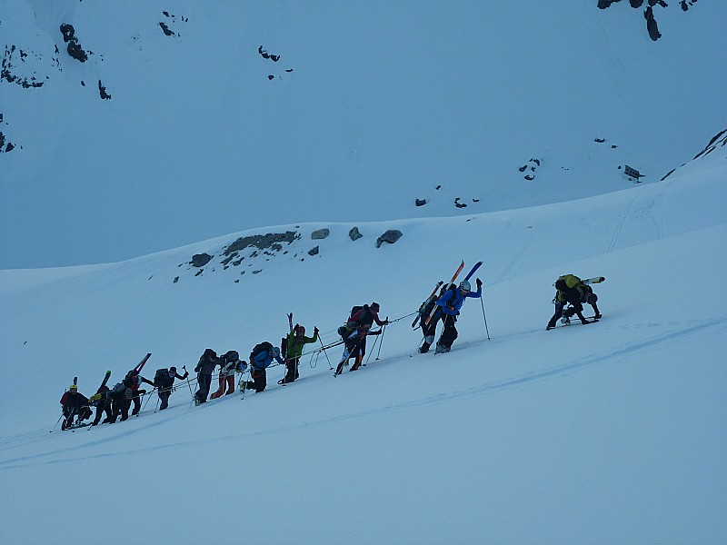 crampons traction : le jour c'est levé et la pente aussi !!