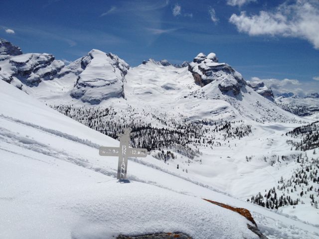 #7 Bechei di Sopra : Une petite croix en montant Bechei di Sopra : Une petite croix en montant