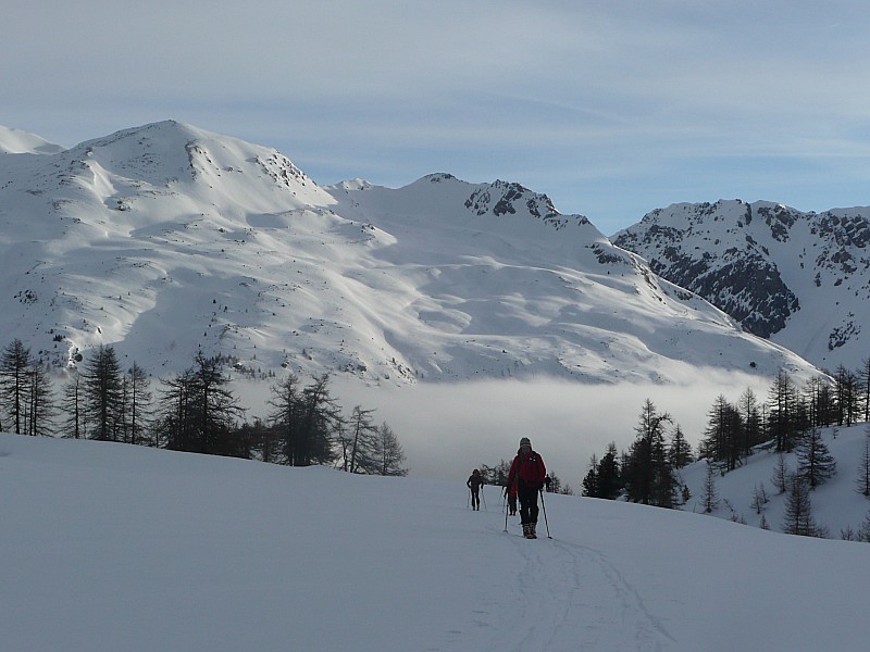 #12 le mont de la tempête : c le mont de la tempête : c'est une tempête de ciel bleu qui s'annonce