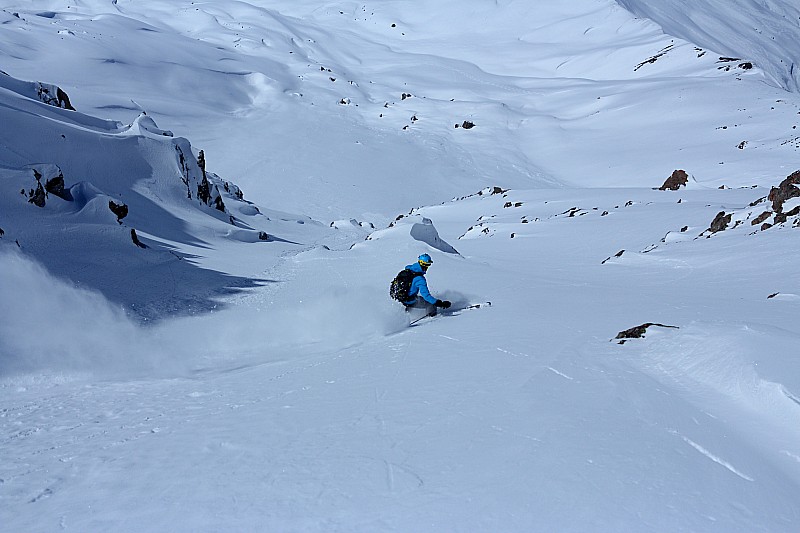 #6 Couloir O Cheval Noir : Le chien fou est lâché Couloir O Cheval Noir : Le chien fou est lâché