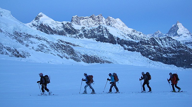 #15 Au petit matin sur Grengletcher Au petit matin sur Grengletcher