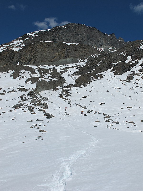 #51 Itinéraire de descente : arrivée dans le vallon de Taschalp Itinéraire de descente : arrivée dans le vallon de Taschalp