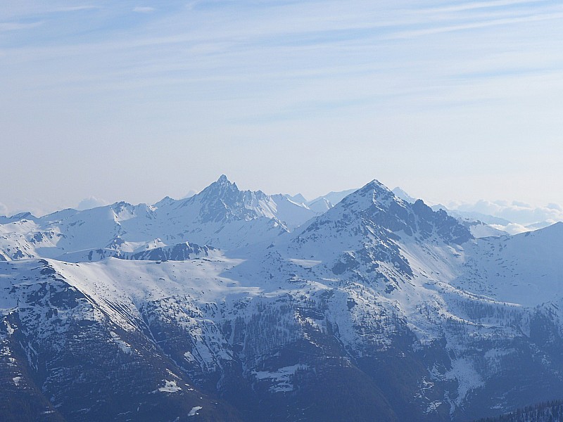 #6 Bric Bouchet et Pelvas : exemple d Bric Bouchet et Pelvas : exemple d'enneigement en Sud.