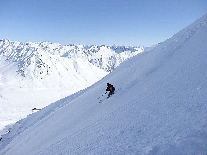 Hatcher Pass toujours : Yannick dans l'pentu