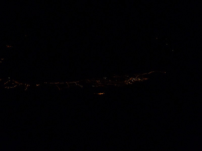 #1 Cham dans la nuit : En montant au Tacul, nuit noire heureusement y-a la frontale Cham dans la nuit : En montant au Tacul, nuit noire heureusement y-a la frontale