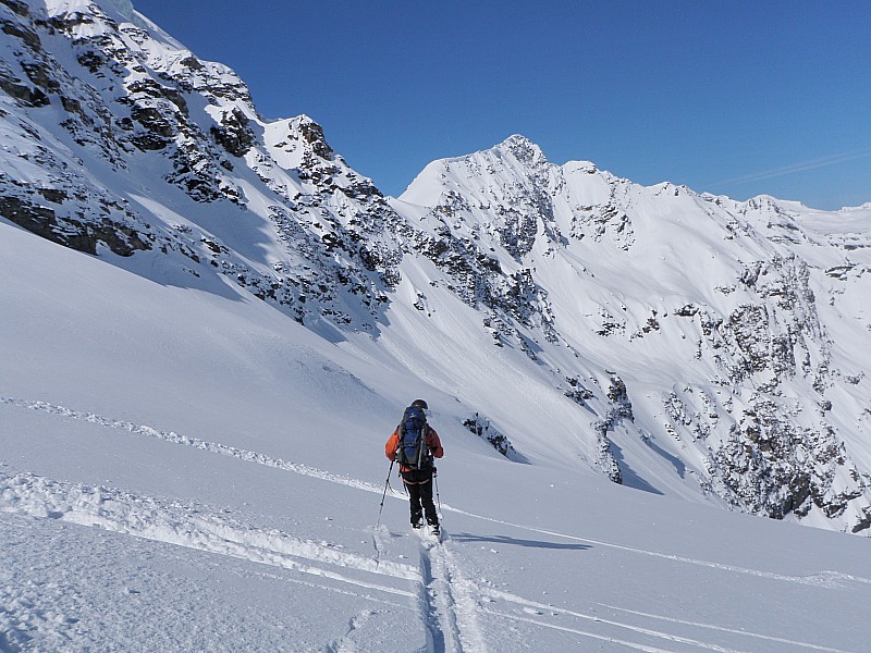 #8 Glacier Sup du Vallonnet : un peu plus bas ds la descente. Glacier Sup du Vallonnet : un peu plus bas ds la descente.