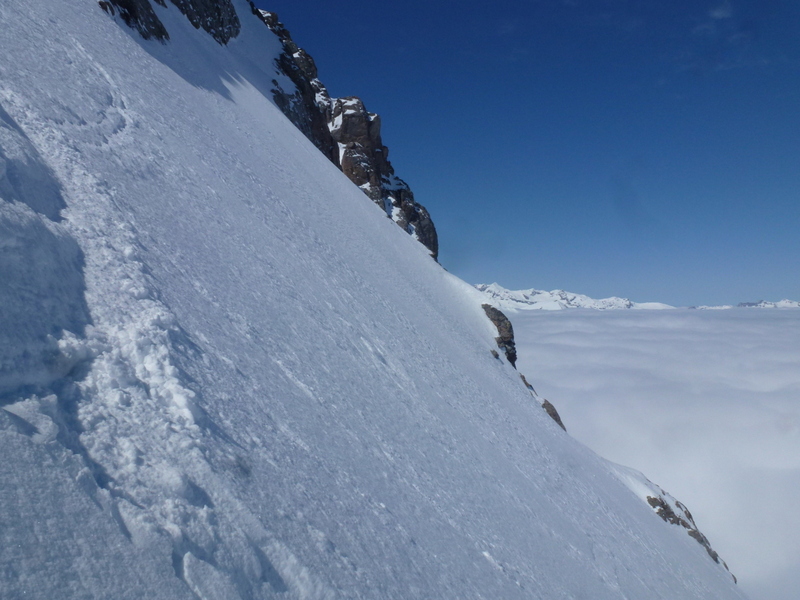#10 pente : avec cette neige bien sympa, pas besoin d pente : avec cette neige bien sympa, pas besoin d'être balaise à skis, même si la pente est forte.
