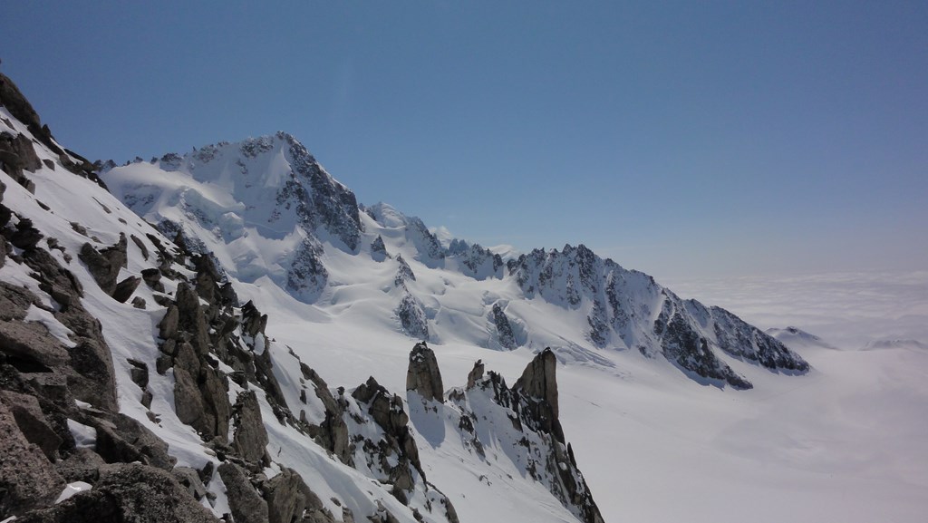 #13 Col sup du Tour : 3 ème col, vur sur le galcier du Tour
On va passer dans les nuages pour le 4ème Col sup du Tour : 3 ème col, vur sur le galcier du Tour
On va passer dans les nuages pour le 4ème