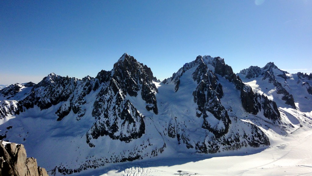 #2 Aiguille : on va là haut Aiguille : on va là haut