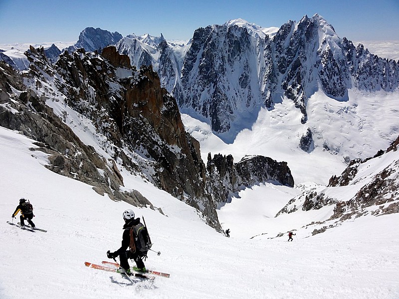 #10 descente : au dessus de l descente : au dessus de l'étroiture
