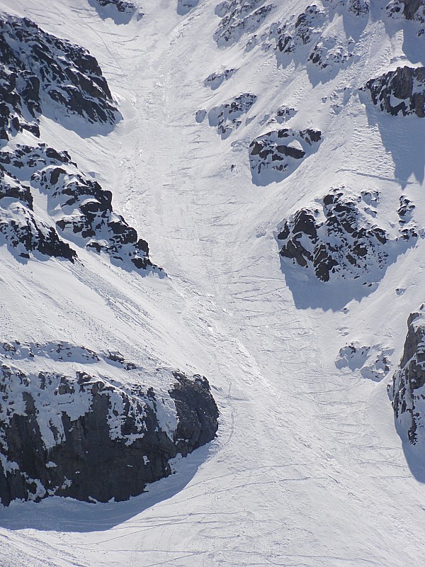 bas du couloir : nos traces