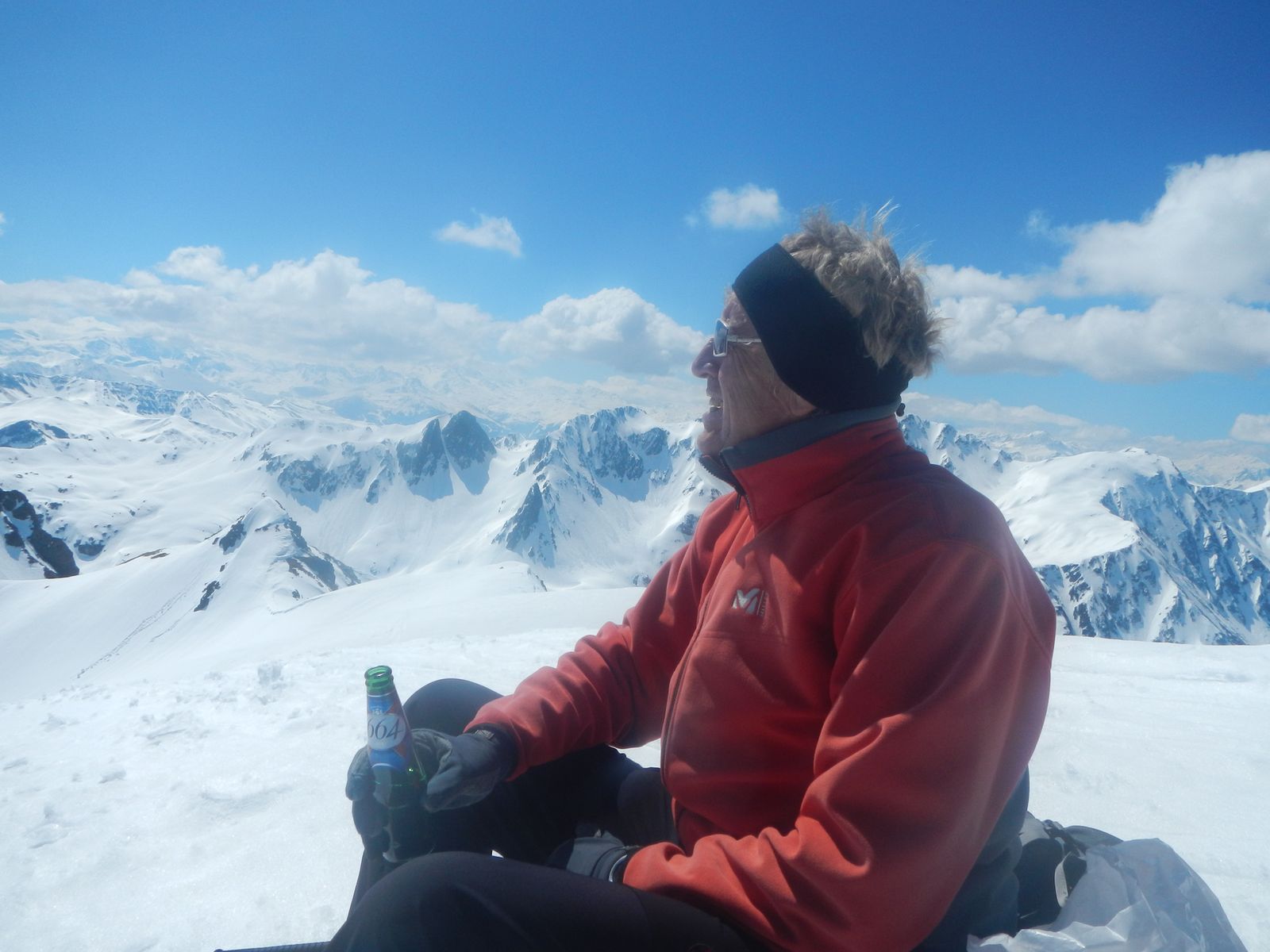 #3 Jp au sommet : Bière bien méritée.... Jp au sommet : Bière bien méritée....