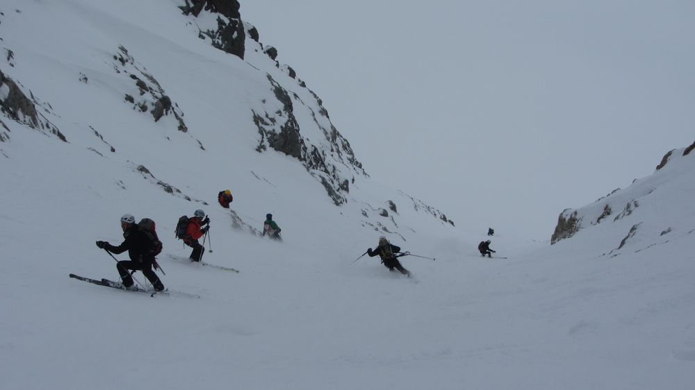 #9 Collective : y en a de partout dans ce couloir !! Collective : y en a de partout dans ce couloir !!