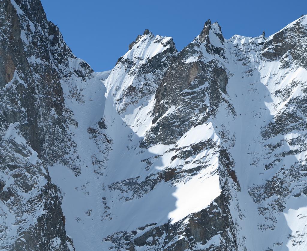 #13 Les deux couloirs : Marion, Micha et Pedro presque en haut du couloir de droite Les deux couloirs : Marion, Micha et Pedro presque en haut du couloir de droite