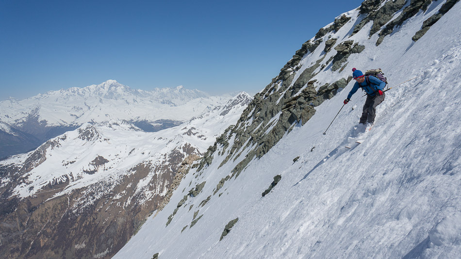 #12 Pianiste : deux personnes devant venant de la Plagne Pianiste : deux personnes devant venant de la Plagne