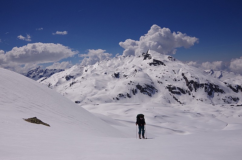 #3 Arrivant au col : Les nuages se développent bien vers le sud Arrivant au col : Les nuages se développent bien vers le sud