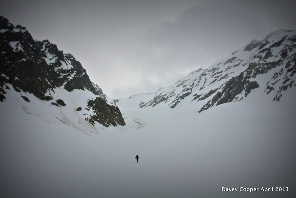 #5 Sous le col. Sous le col.