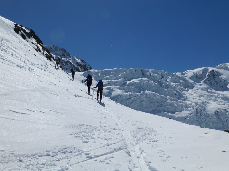 #4 Remontée à la cabane : C Remontée à la cabane : C'est reparti!
