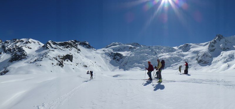 #3 Glacier de Bréona : Prêts pour la remontée. Glacier de Bréona : Prêts pour la remontée.